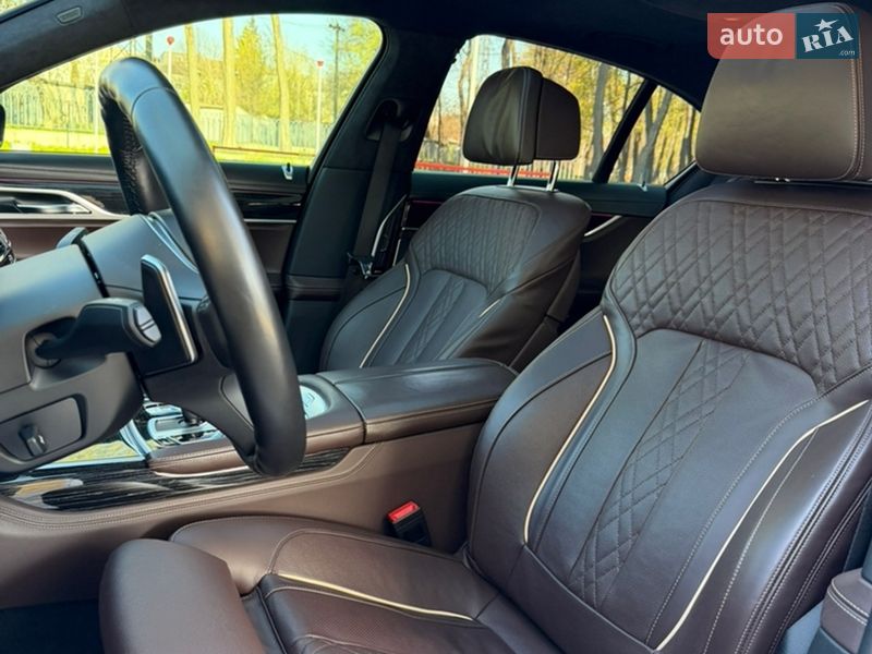 Седан BMW 7 Series 2022 в Днепре фото 26 Седан BMW 7 Series 2022 в Днепре