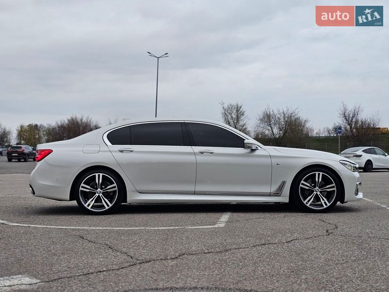 Седан BMW 7 Series 2018 в Новомосковске фото 50 Седан BMW 7 Series 2018 в Новомосковске