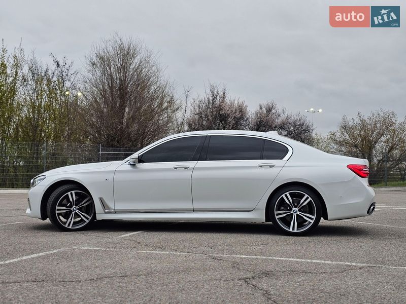 Седан BMW 7 Series 2018 в Новомосковске фото 71 Седан BMW 7 Series 2018 в Новомосковске