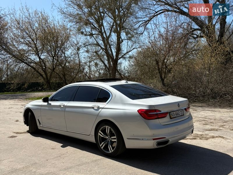 Седан BMW 7 Series 2015 в Києві