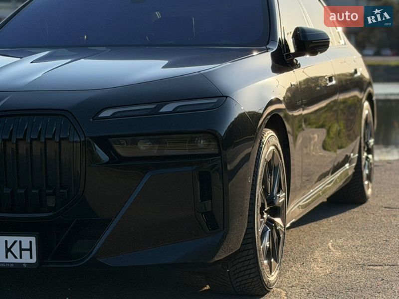 Седан BMW 7 Series 2023 в Днепре