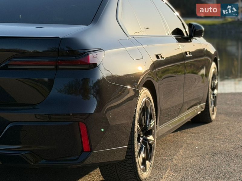 Седан BMW 7 Series 2023 в Днепре