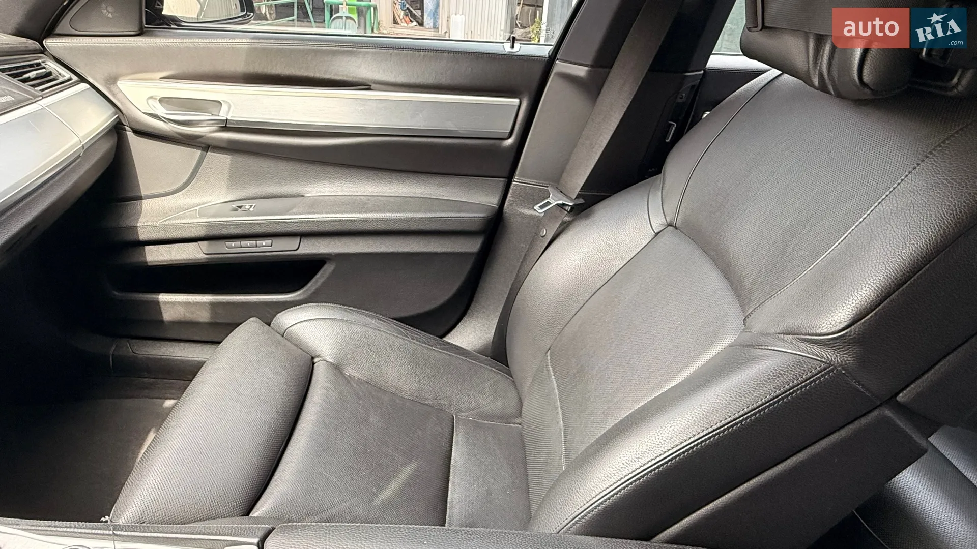 2010 BMW 7er - мініатюра 28