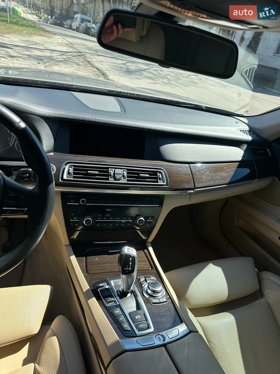 2011 BMW 7er - мініатюра 11
