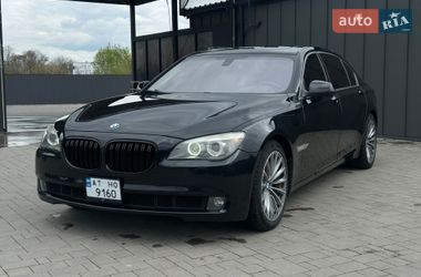Седан BMW 7 Series 2010 в Калуше