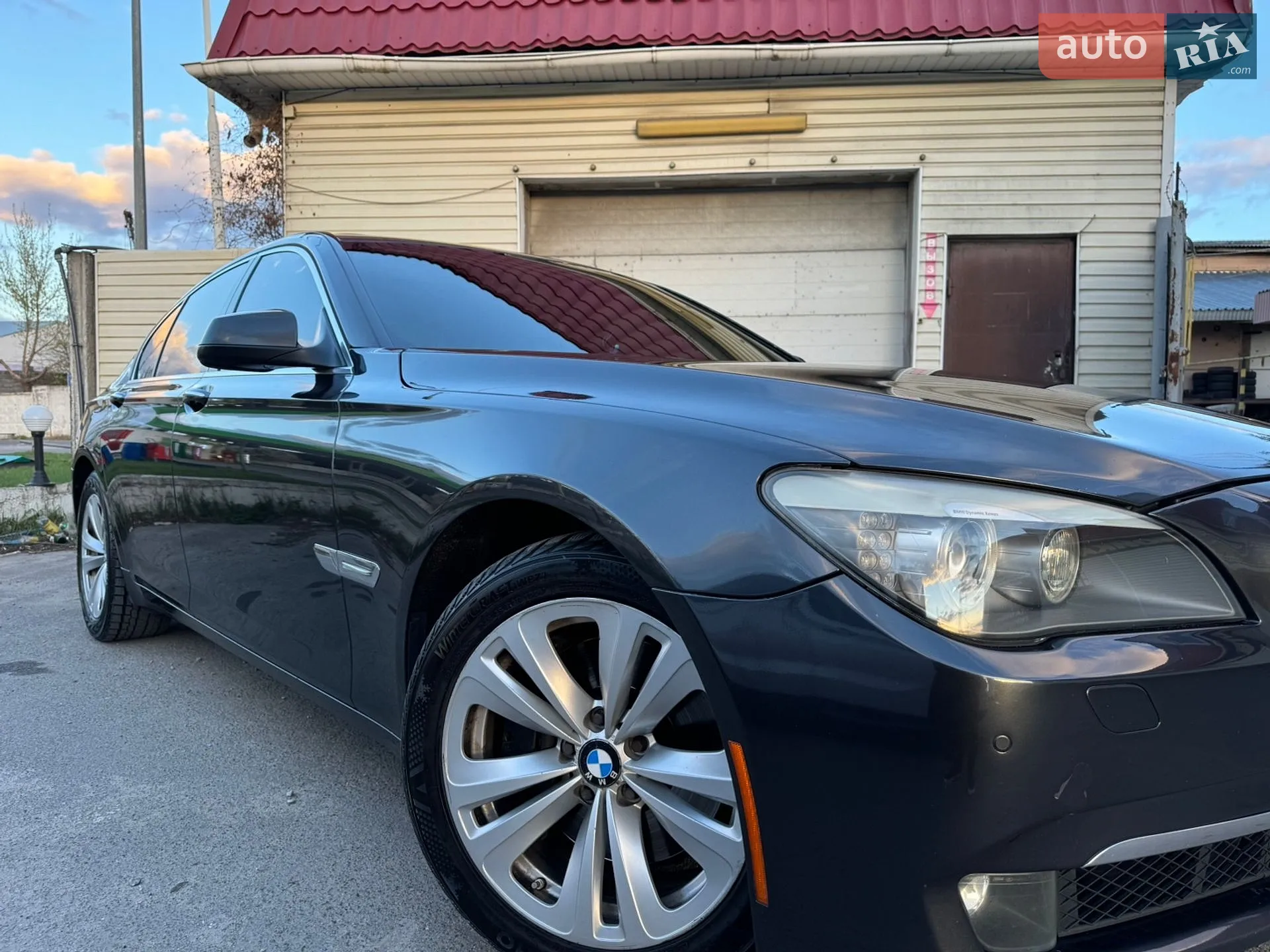 2010 BMW 7er - мініатюра 8