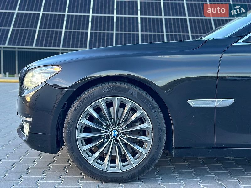Седан BMW 7 Series 2013 в Владимире