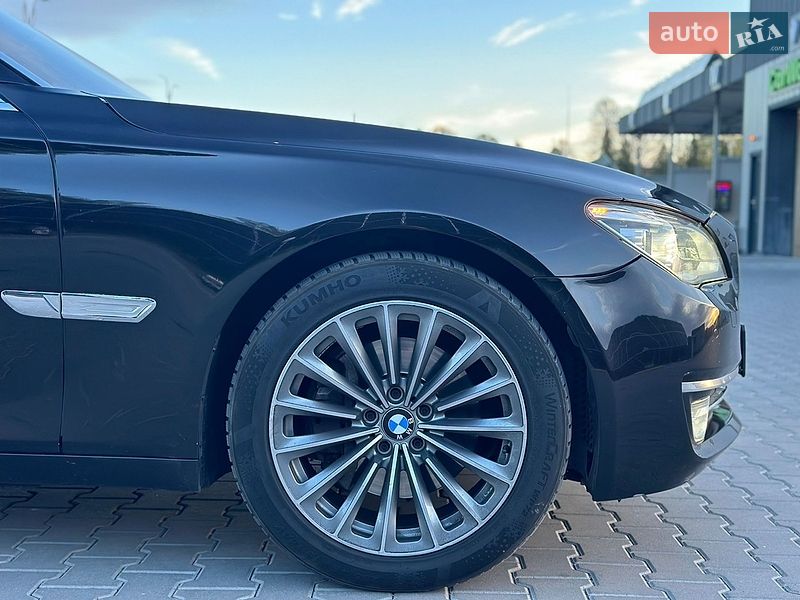 Седан BMW 7 Series 2013 в Владимире