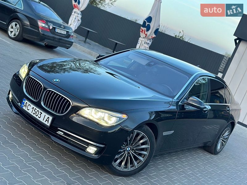 Седан BMW 7 Series 2013 в Владимире