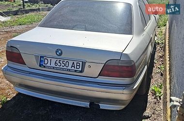 Седан BMW 7 Series 2001 в Шумську