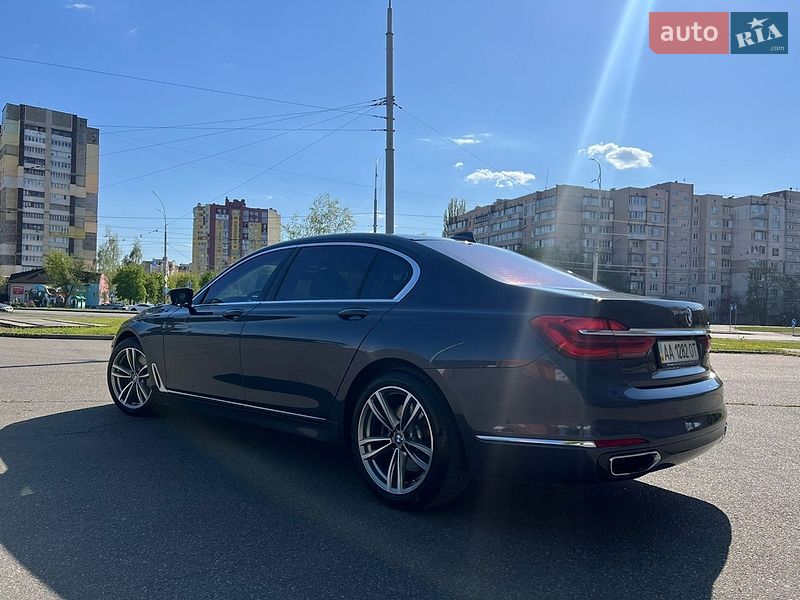 Седан BMW 7 Series 2016 в Киеве