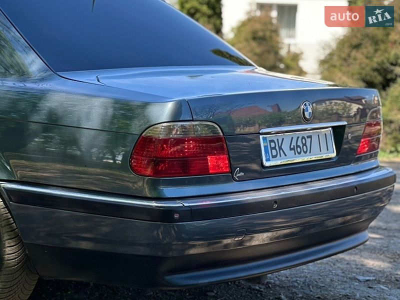 Седан BMW 7 Series 1999 в Дубно