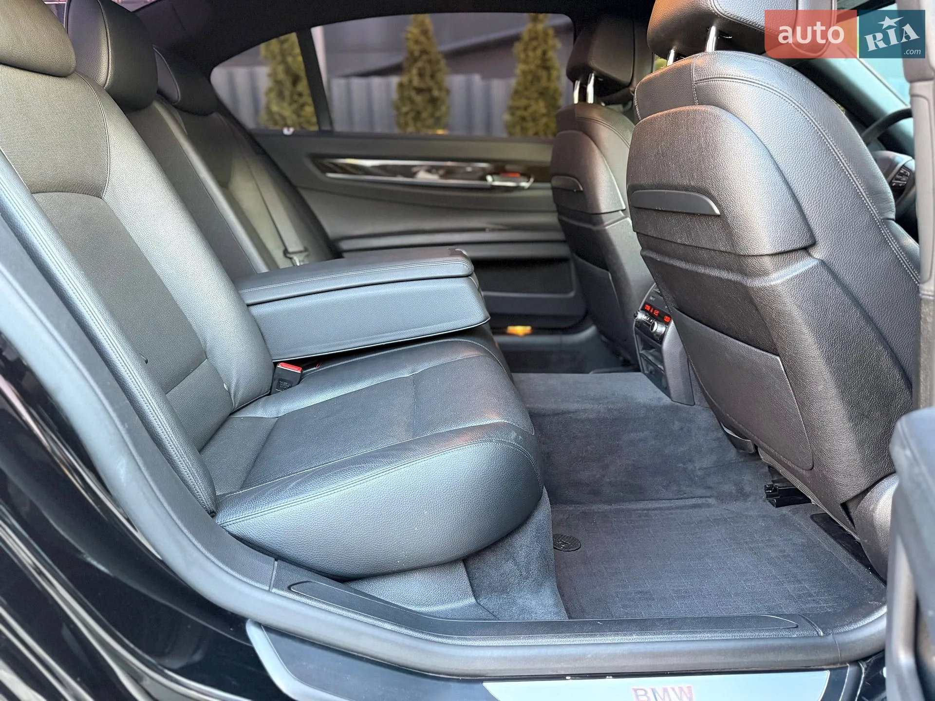 2012 BMW 7er - мініатюра 22