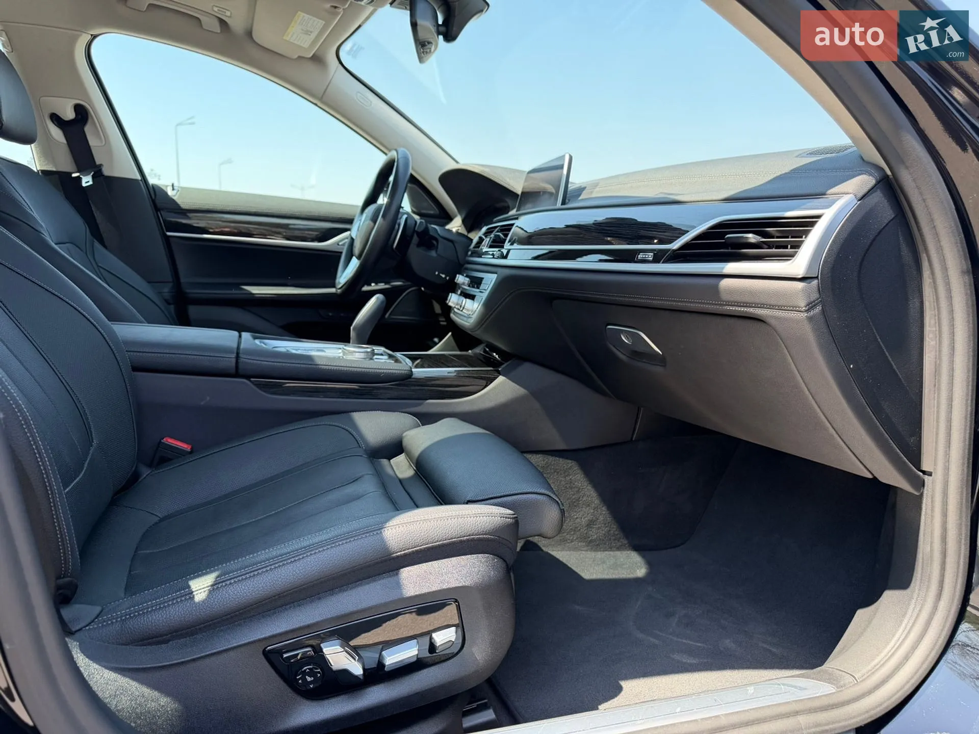 2020 BMW 7er - мініатюра 17