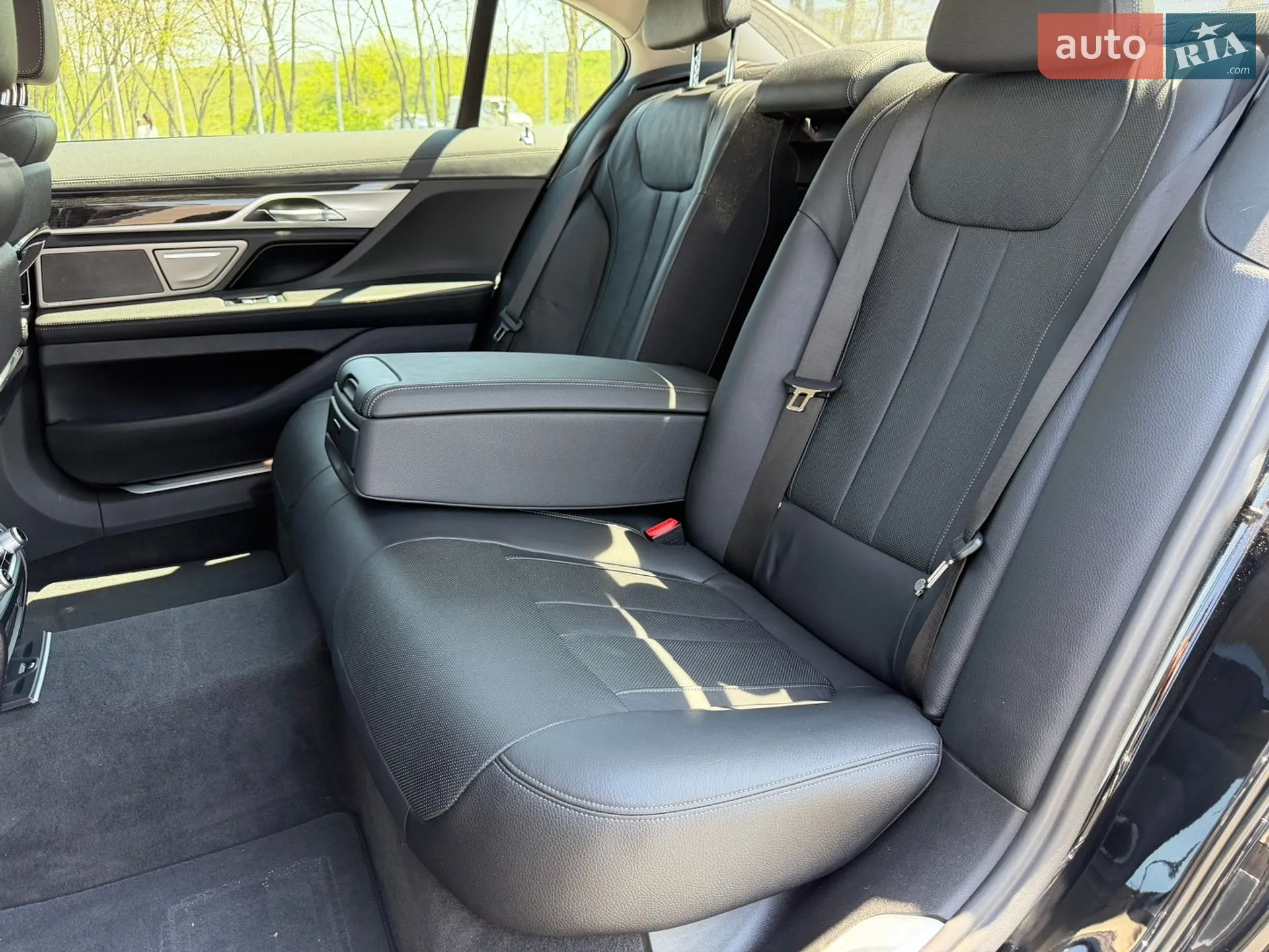2020 BMW 7er - мініатюра 23