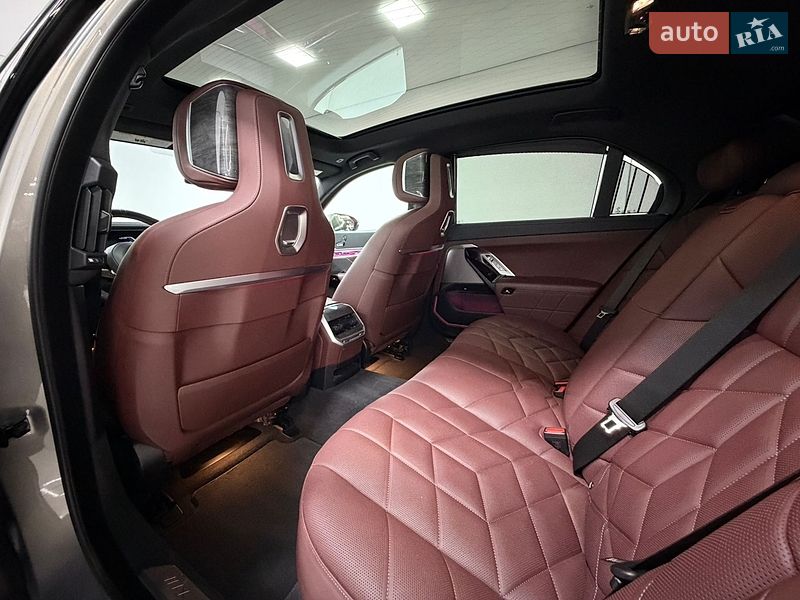 Седан BMW 7 Series 2024 в Одессе