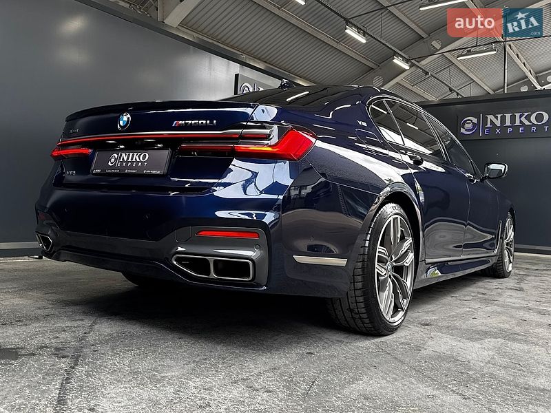 Седан BMW 7 Series 2021 в Киеве
