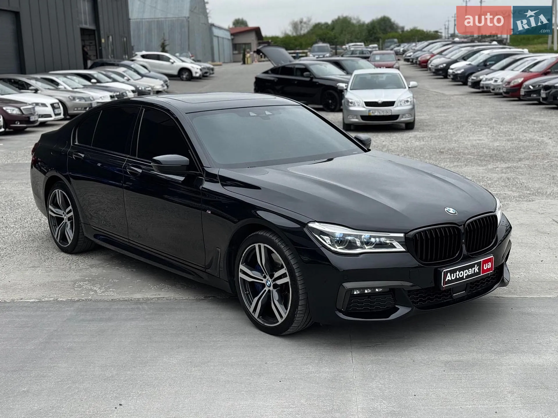 2017 BMW 7er - мініатюра 8