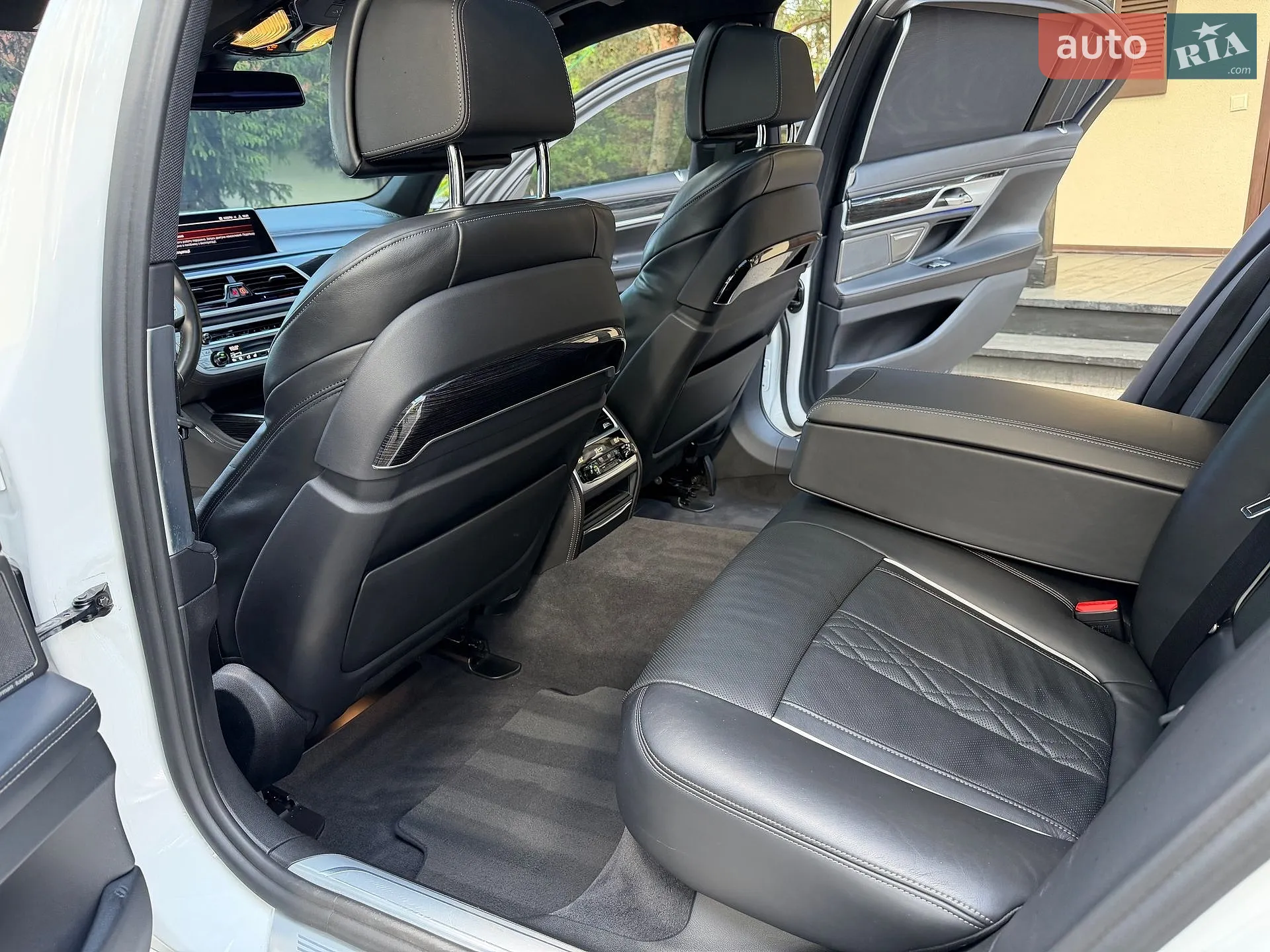 2020 BMW 7er - мініатюра 87
