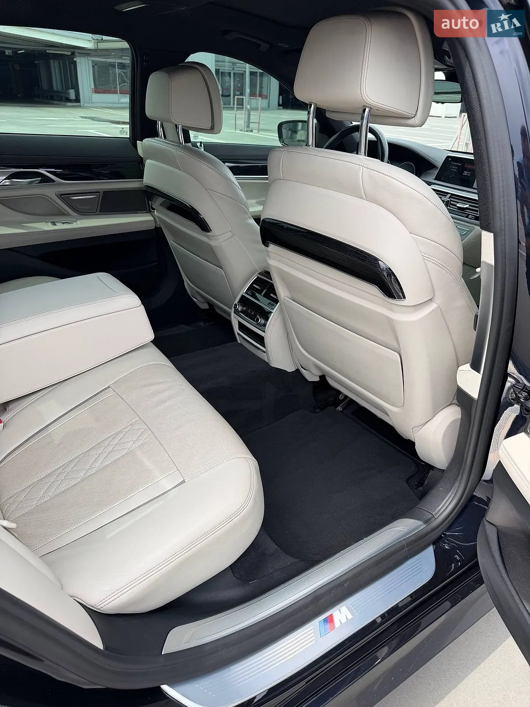 2018 BMW 7er - мініатюра 39