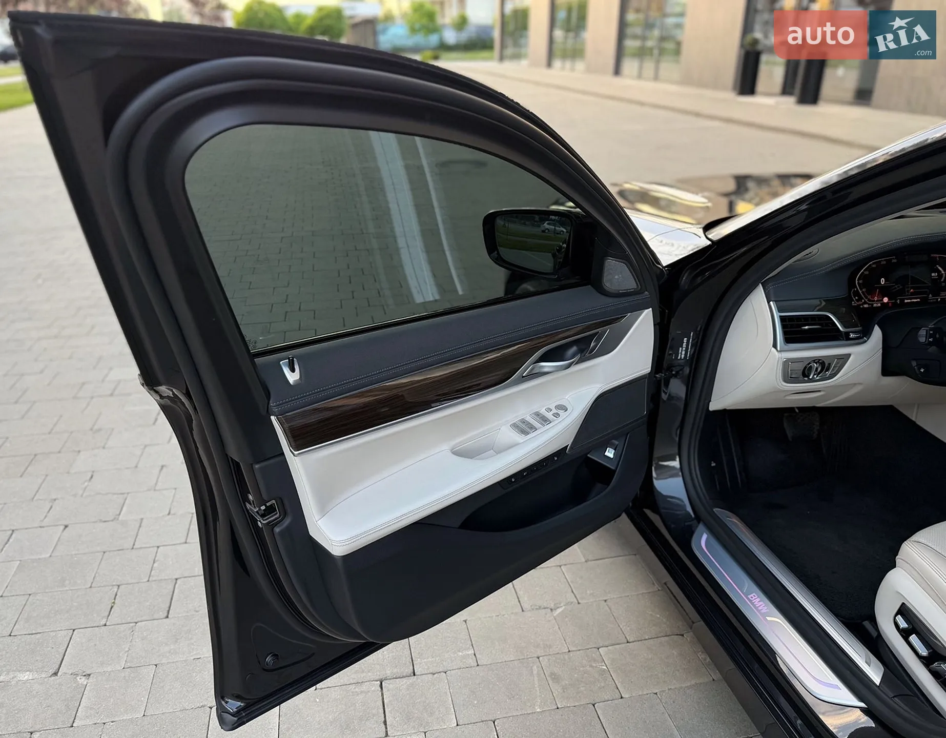 2019 BMW 7er - мініатюра 7