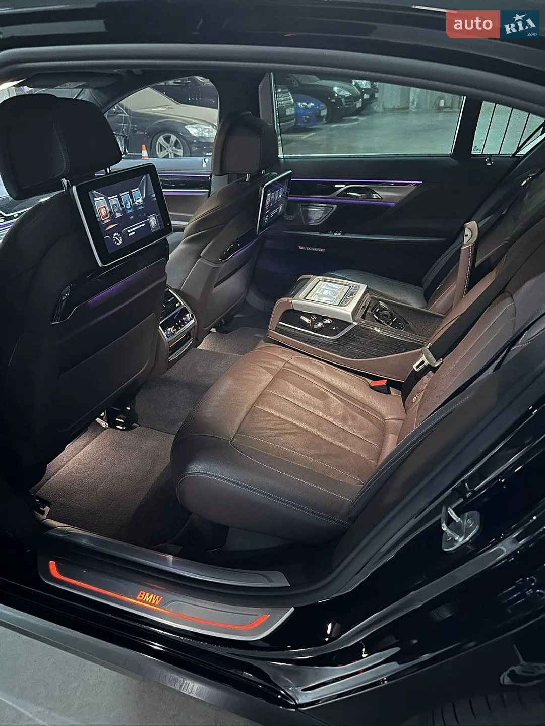 BMW 7 Series 2015 VIN WBA7F21040G382450 фото оголошення 31 з 47