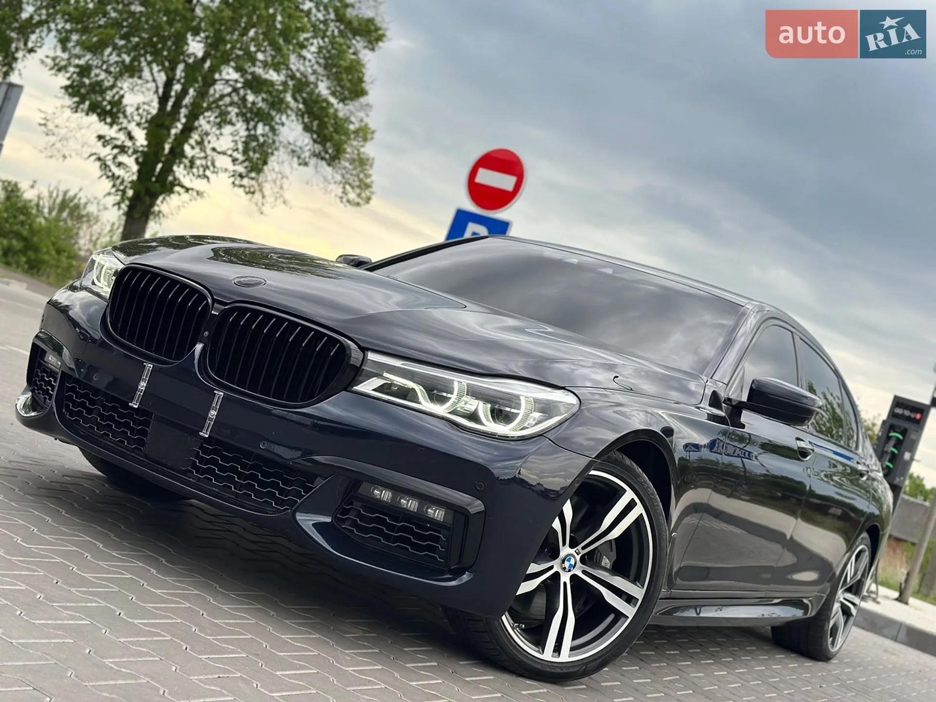 2016 BMW 7er - мініатюра 3