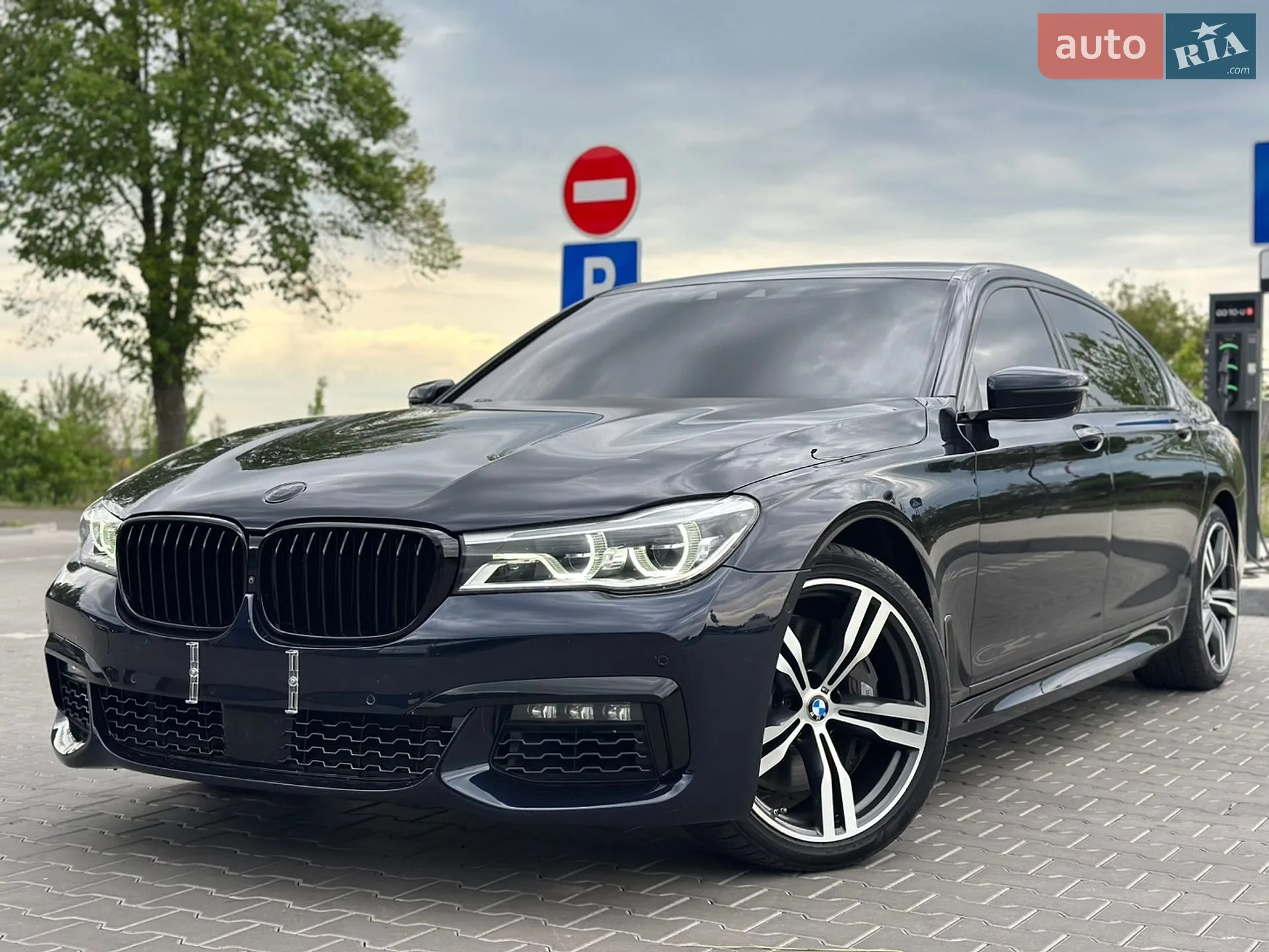 2016 BMW 7er - мініатюра 10