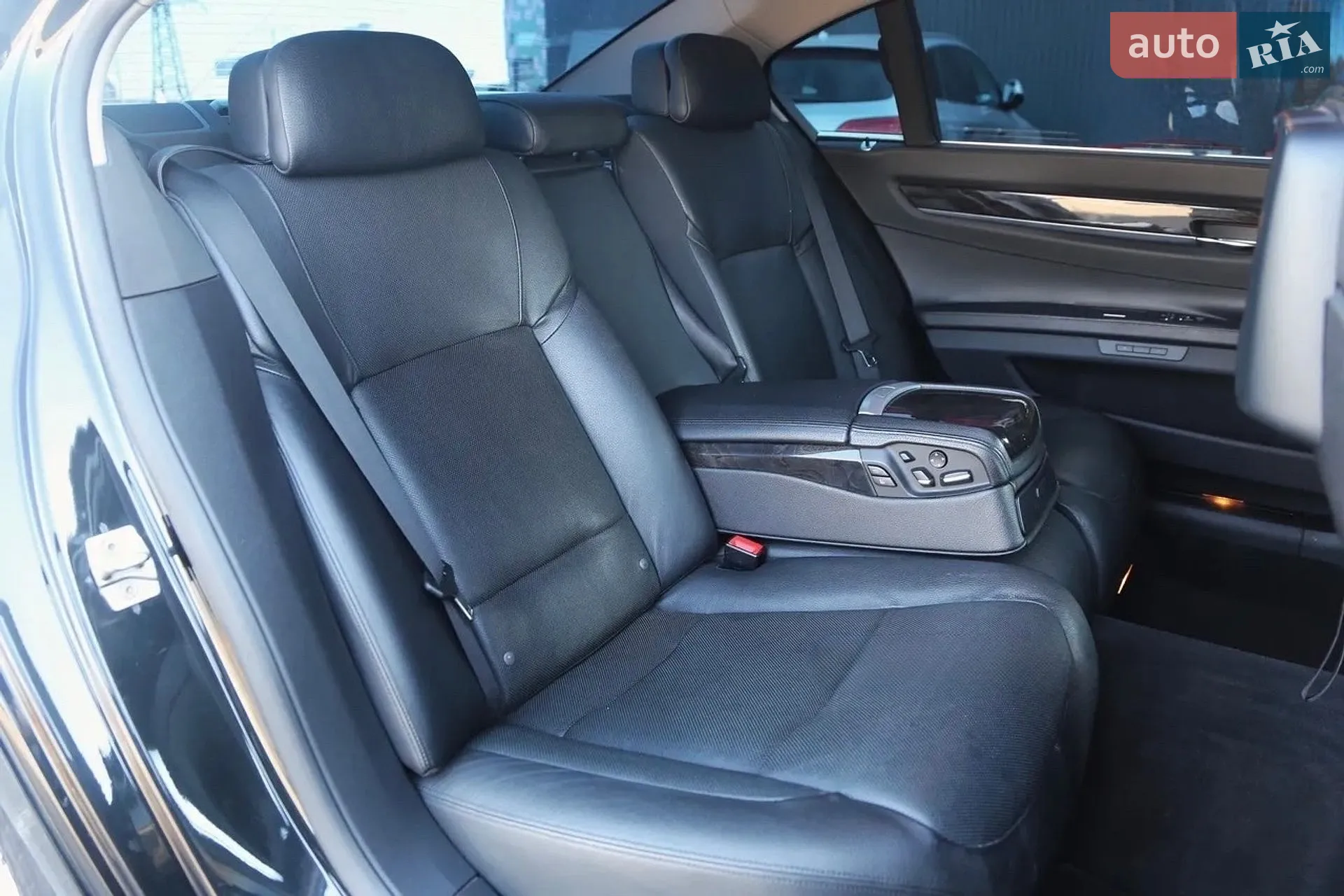 2011 BMW 7er - мініатюра 19