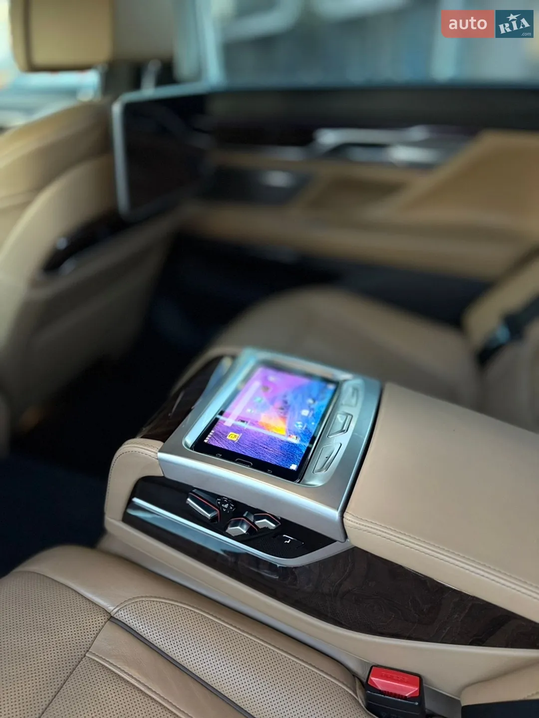 2015 BMW 7er - мініатюра 26
