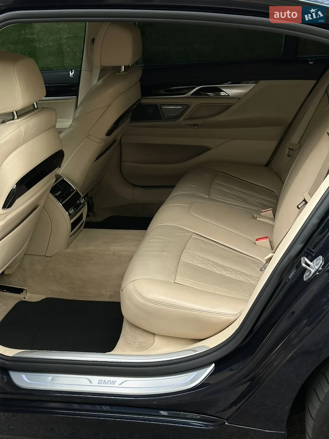 2015 BMW 7er - мініатюра 37