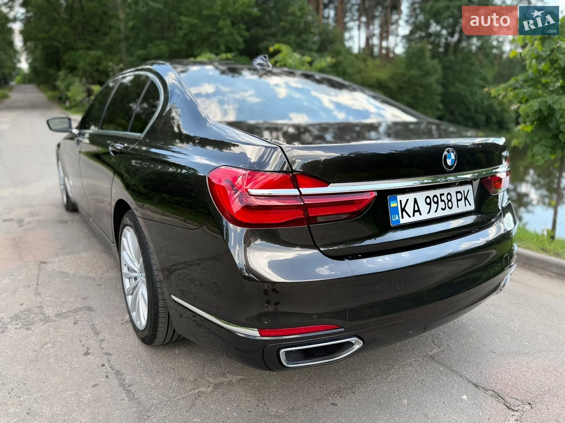 2016 BMW 7er - мініатюра 18