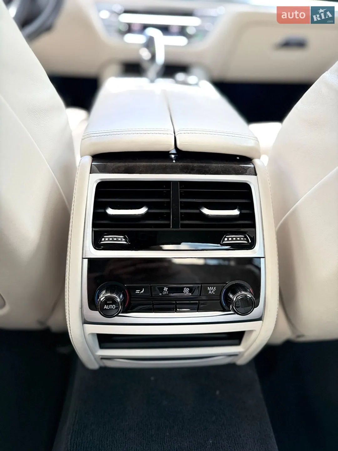 2016 BMW 7er - мініатюра 26