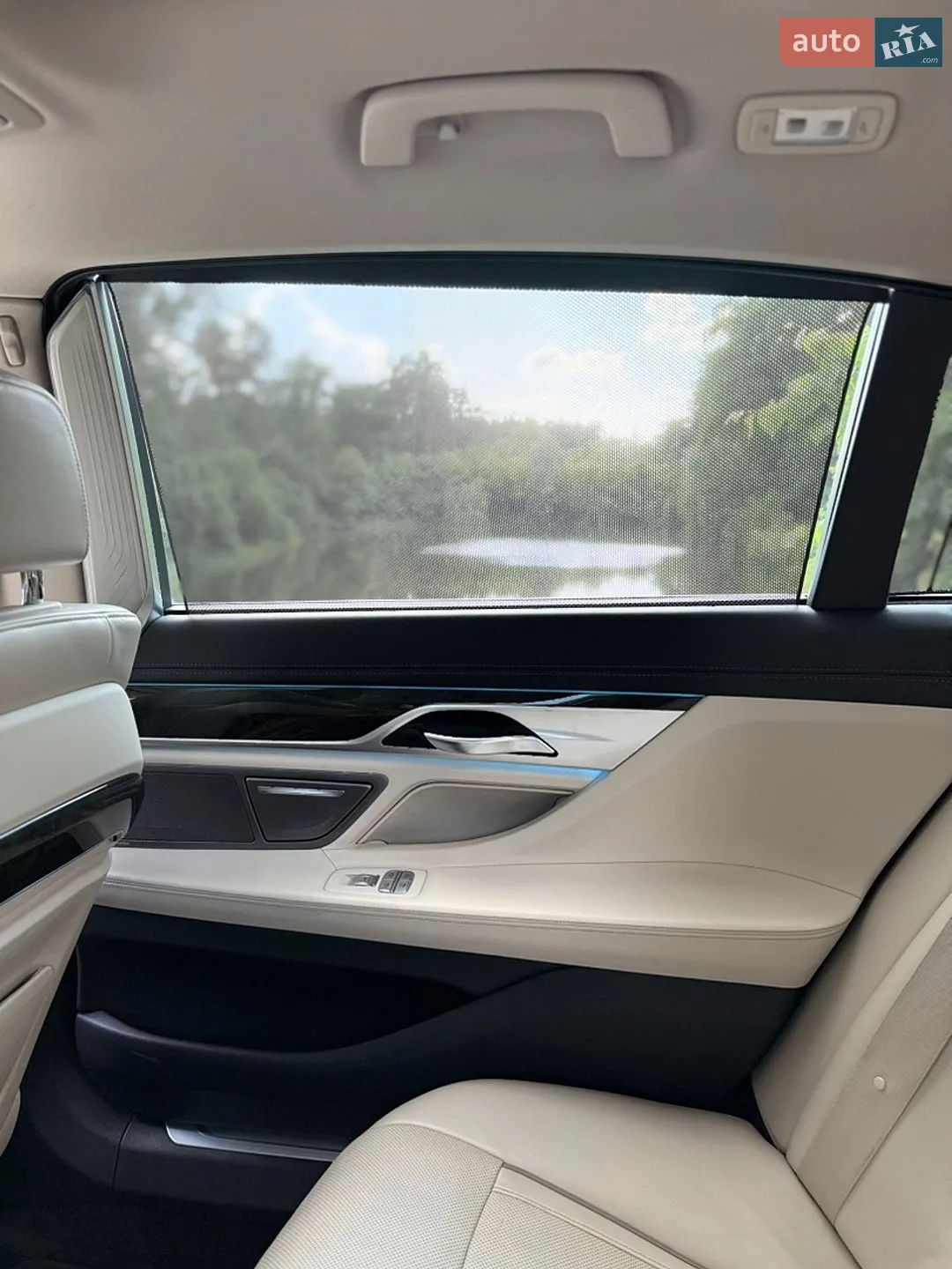 2016 BMW 7er - мініатюра 27
