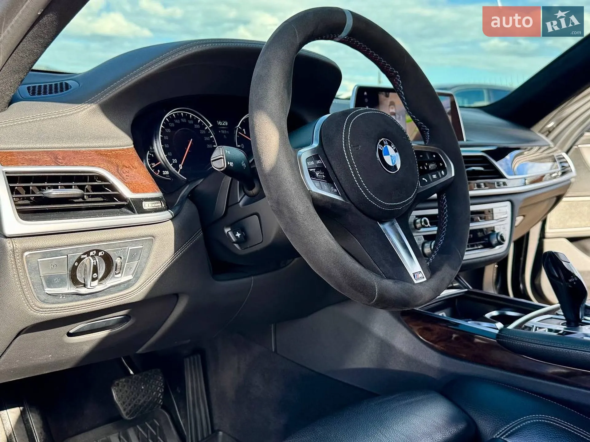 2016 BMW 7er - мініатюра 31