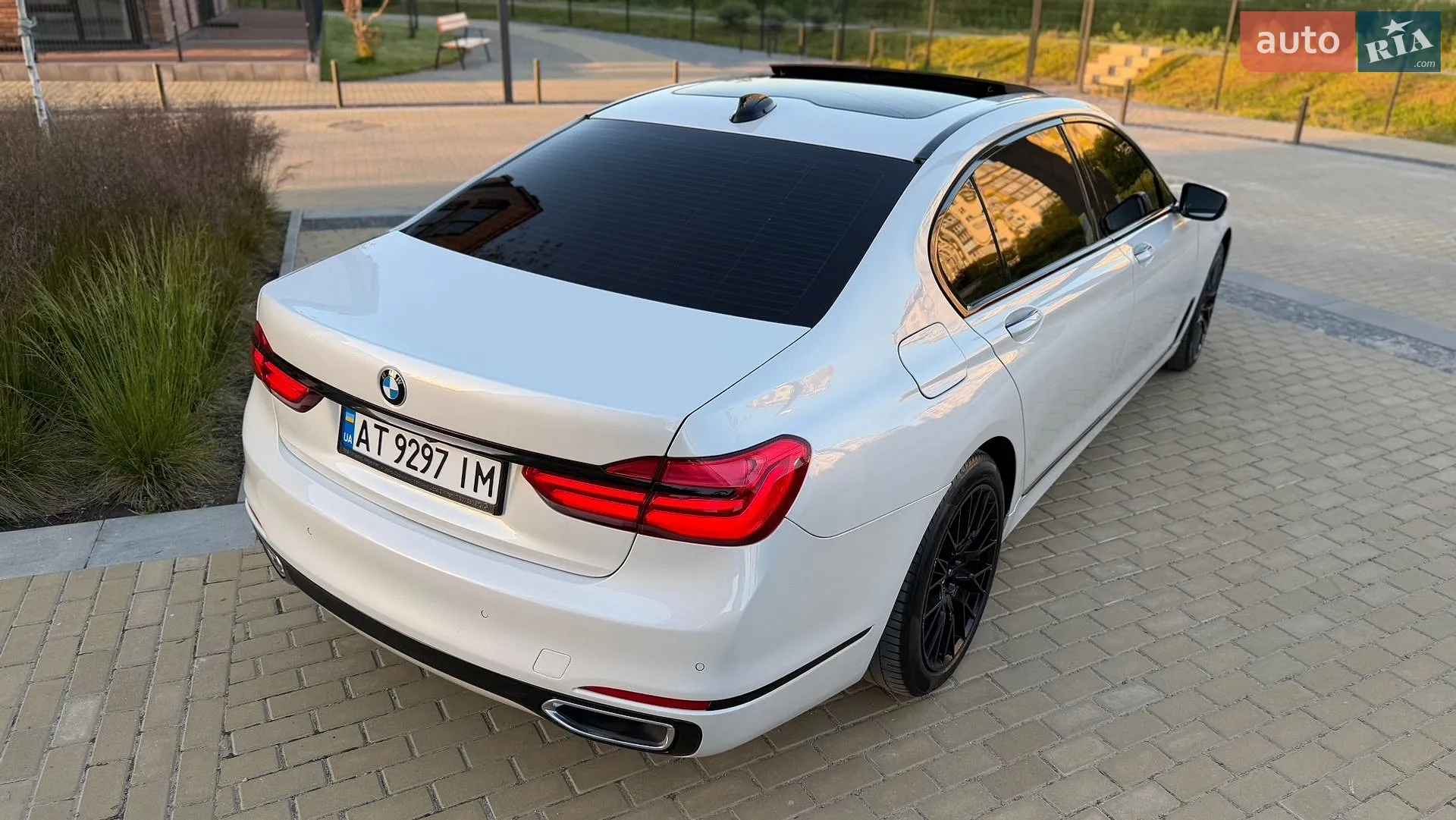 2015 BMW 7er - мініатюра 13