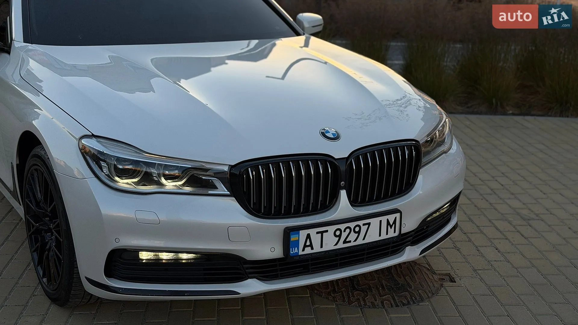 2015 BMW 7er - мініатюра 18