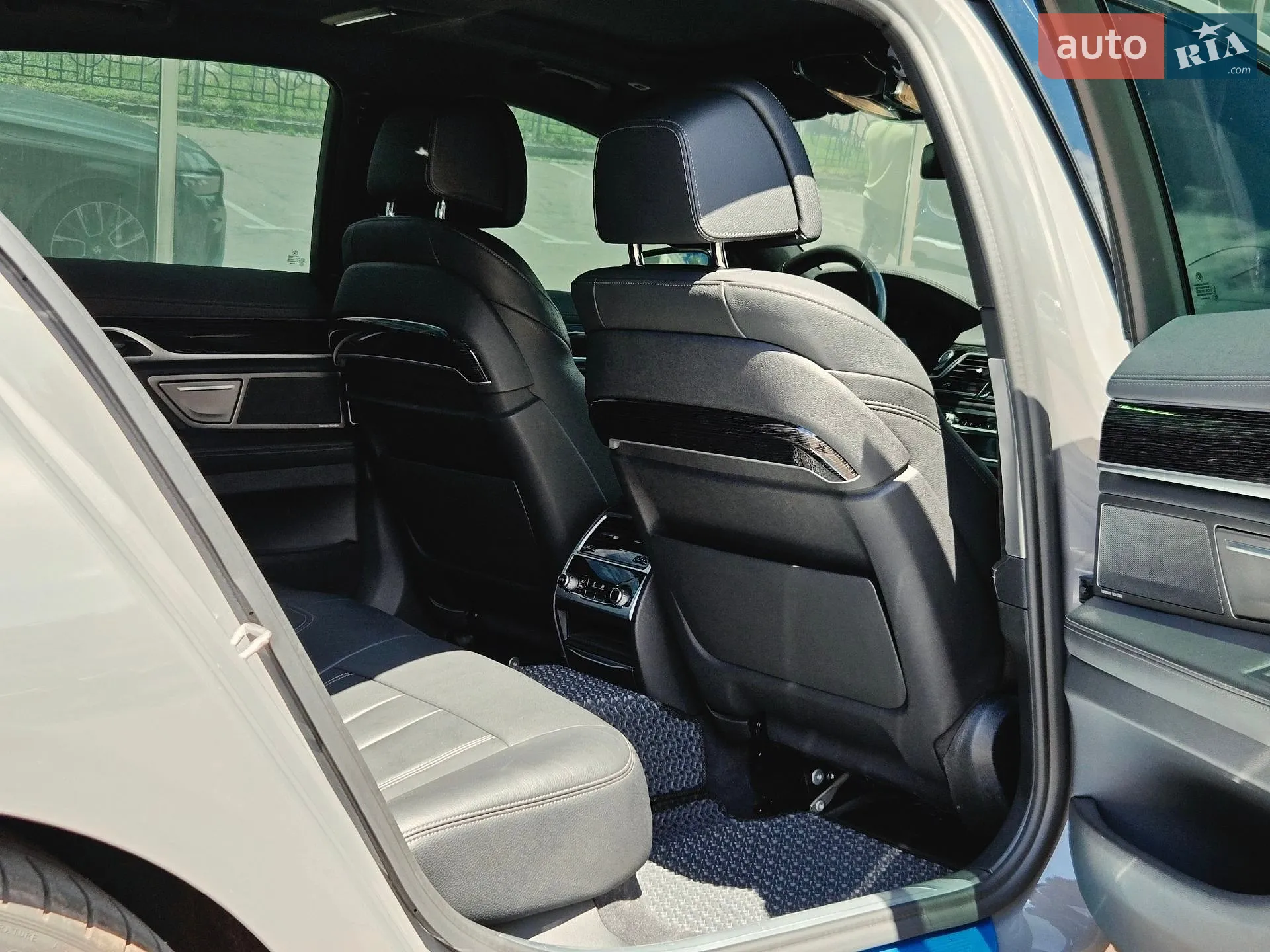 2020 BMW 7er - мініатюра 33