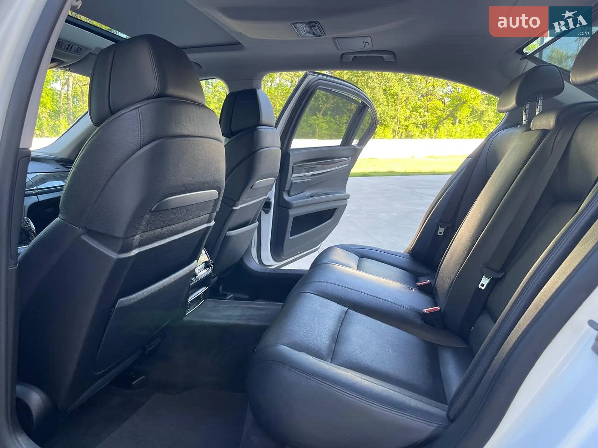 2012 BMW 7er - мініатюра 37