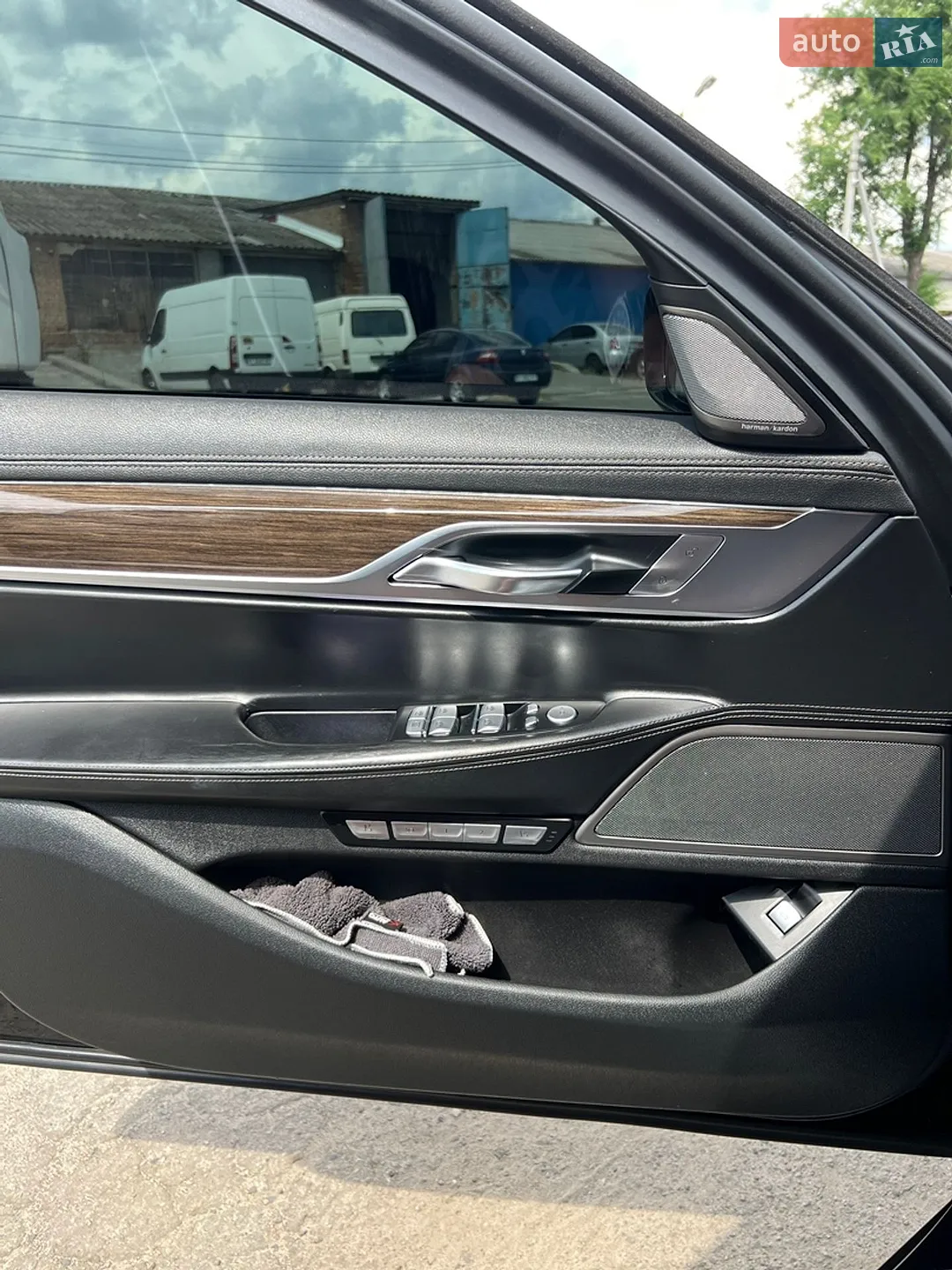 2015 BMW 7er - мініатюра 17