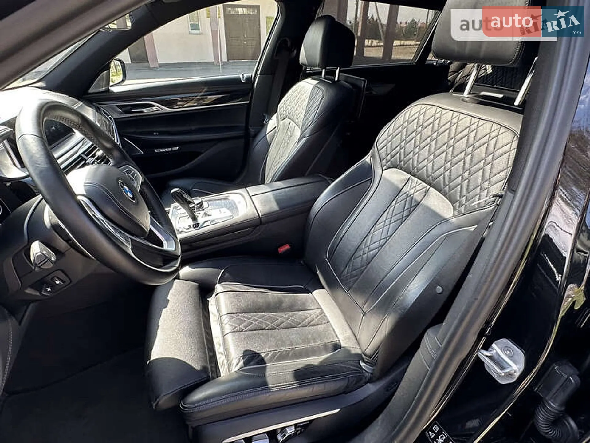 2017 BMW 7er - мініатюра 17