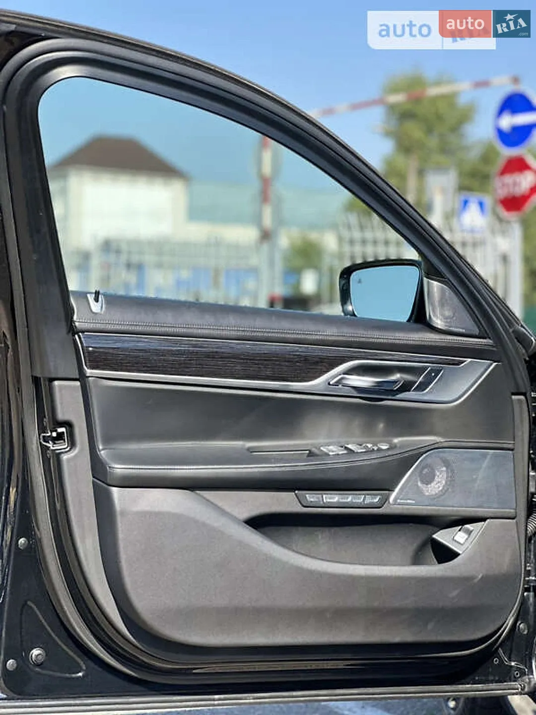 2017 BMW 7er - мініатюра 35