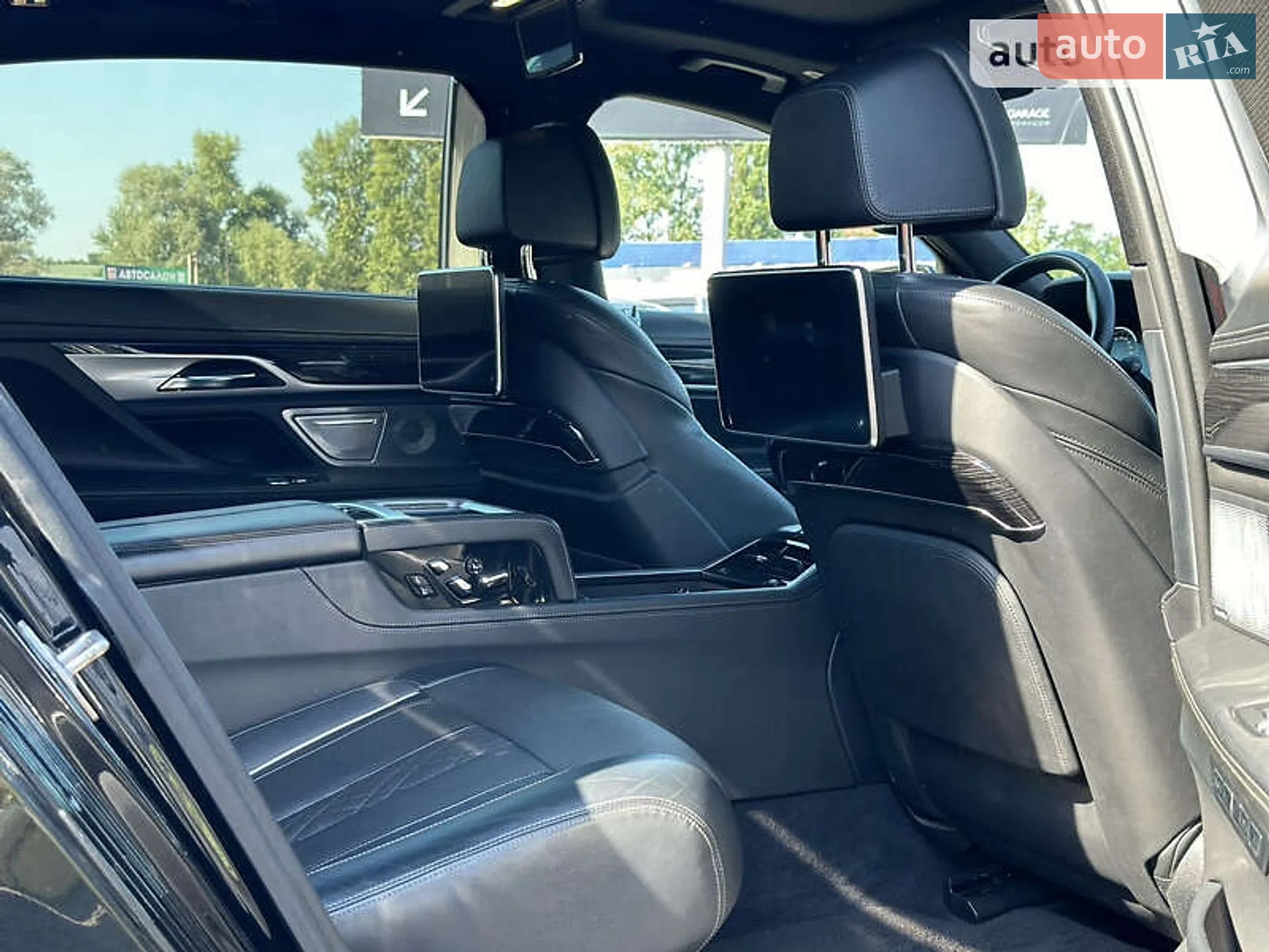 2017 BMW 7er - мініатюра 40