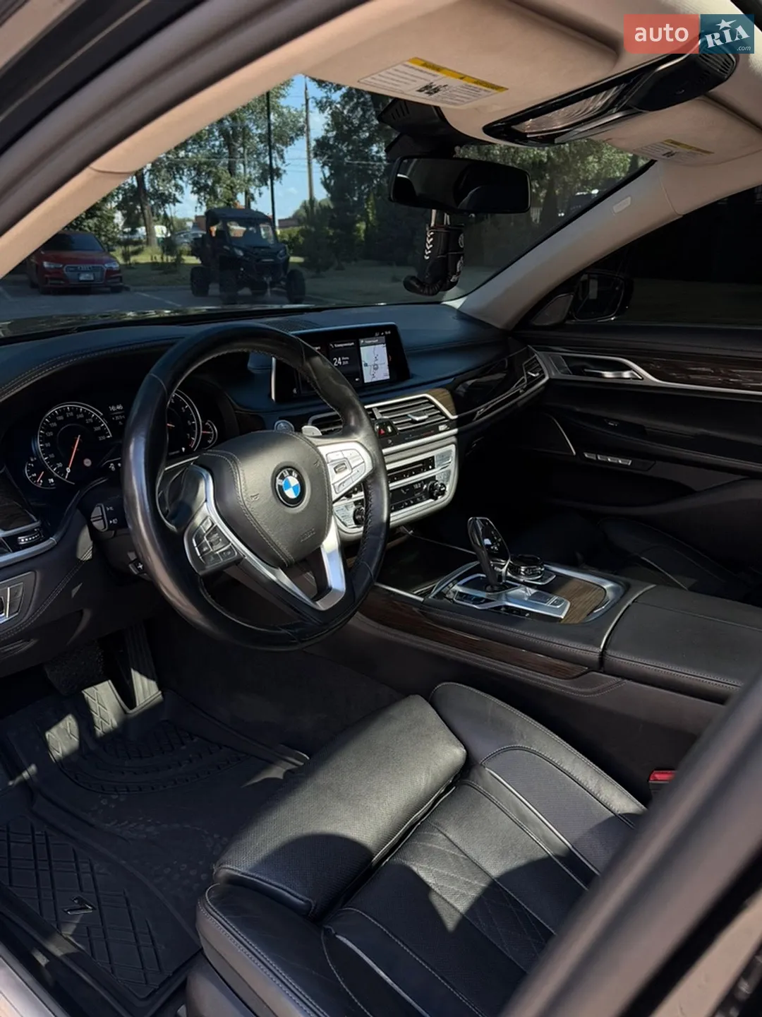 2016 BMW 7er - мініатюра 16