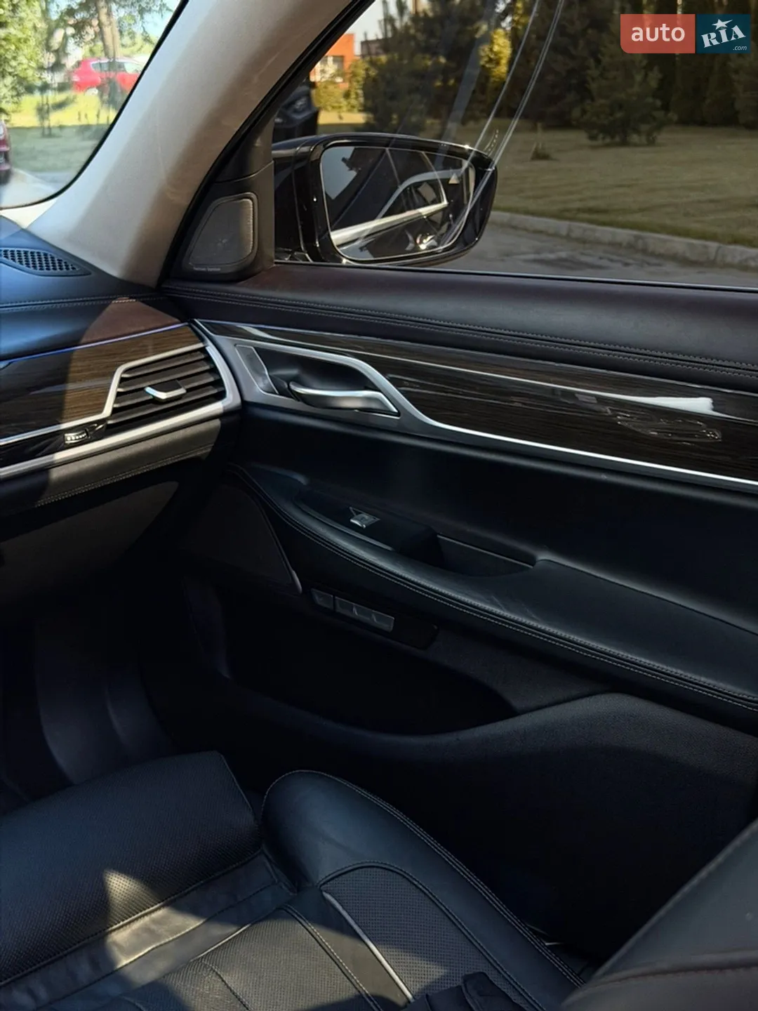 2016 BMW 7er - мініатюра 20