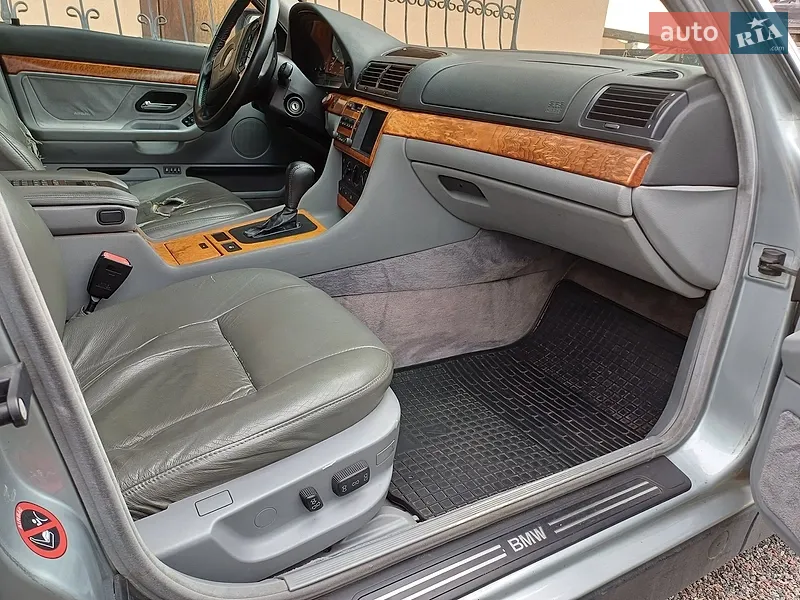 BMW 7 Series 1997 VIN WBAGE21070DJ39090 фото оголошення 12 з 52