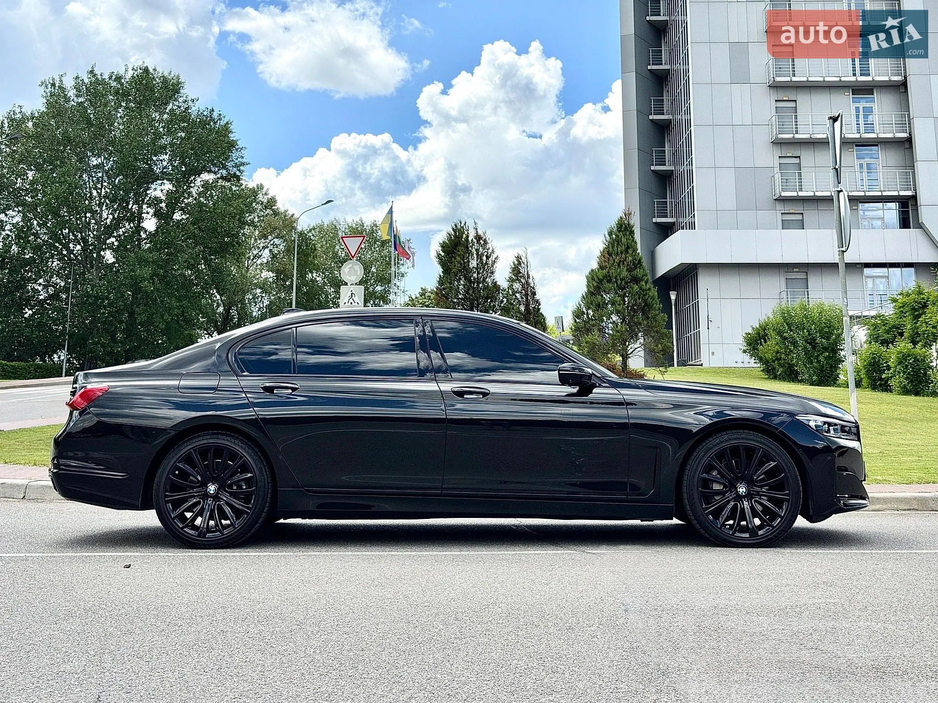 2022 BMW 7er - мініатюра 7