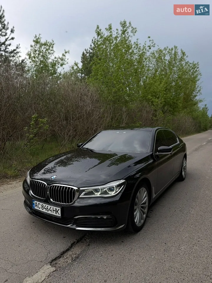 2017 BMW 7er - мініатюра 25