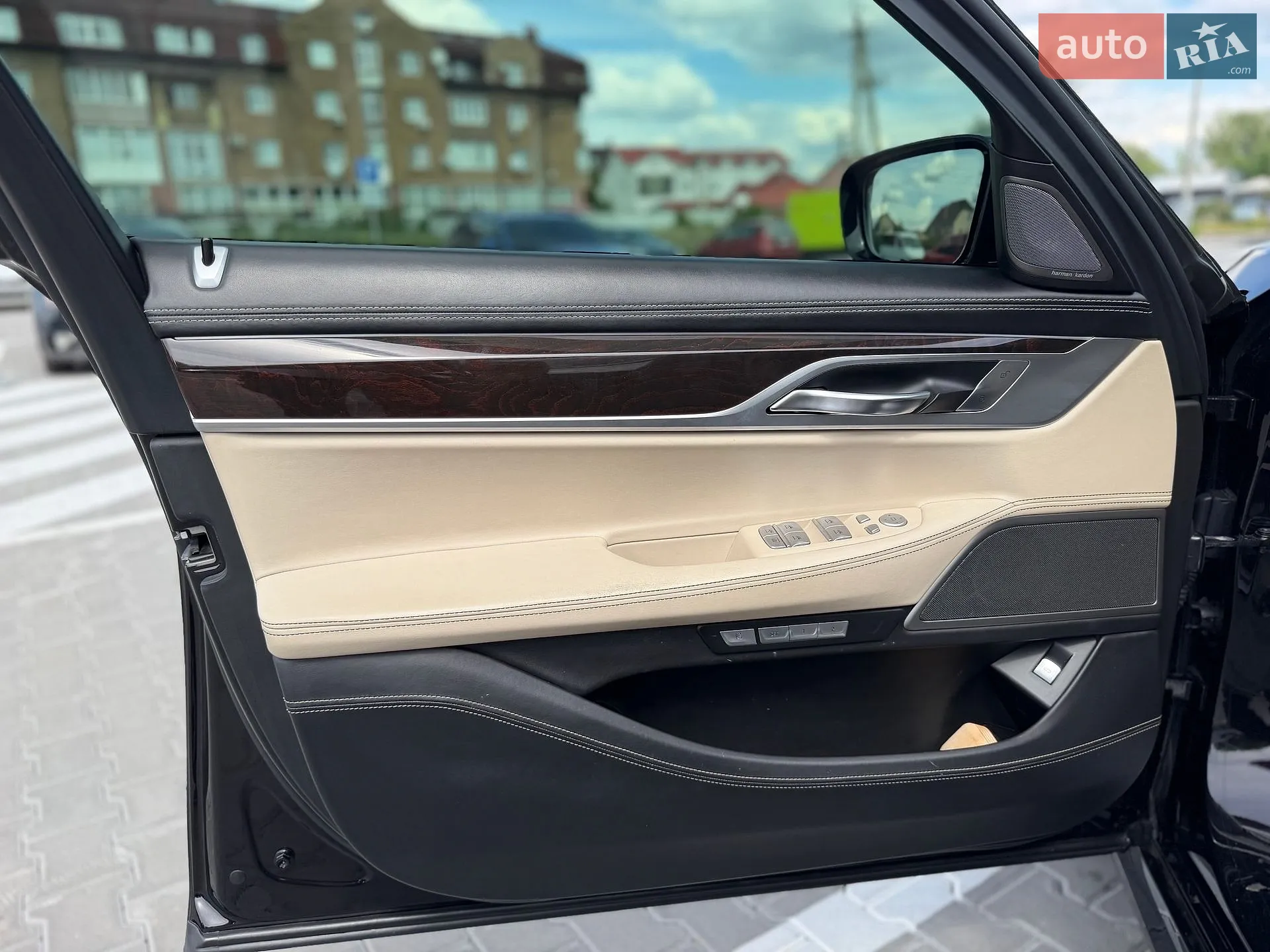 2017 BMW 7er - мініатюра 22
