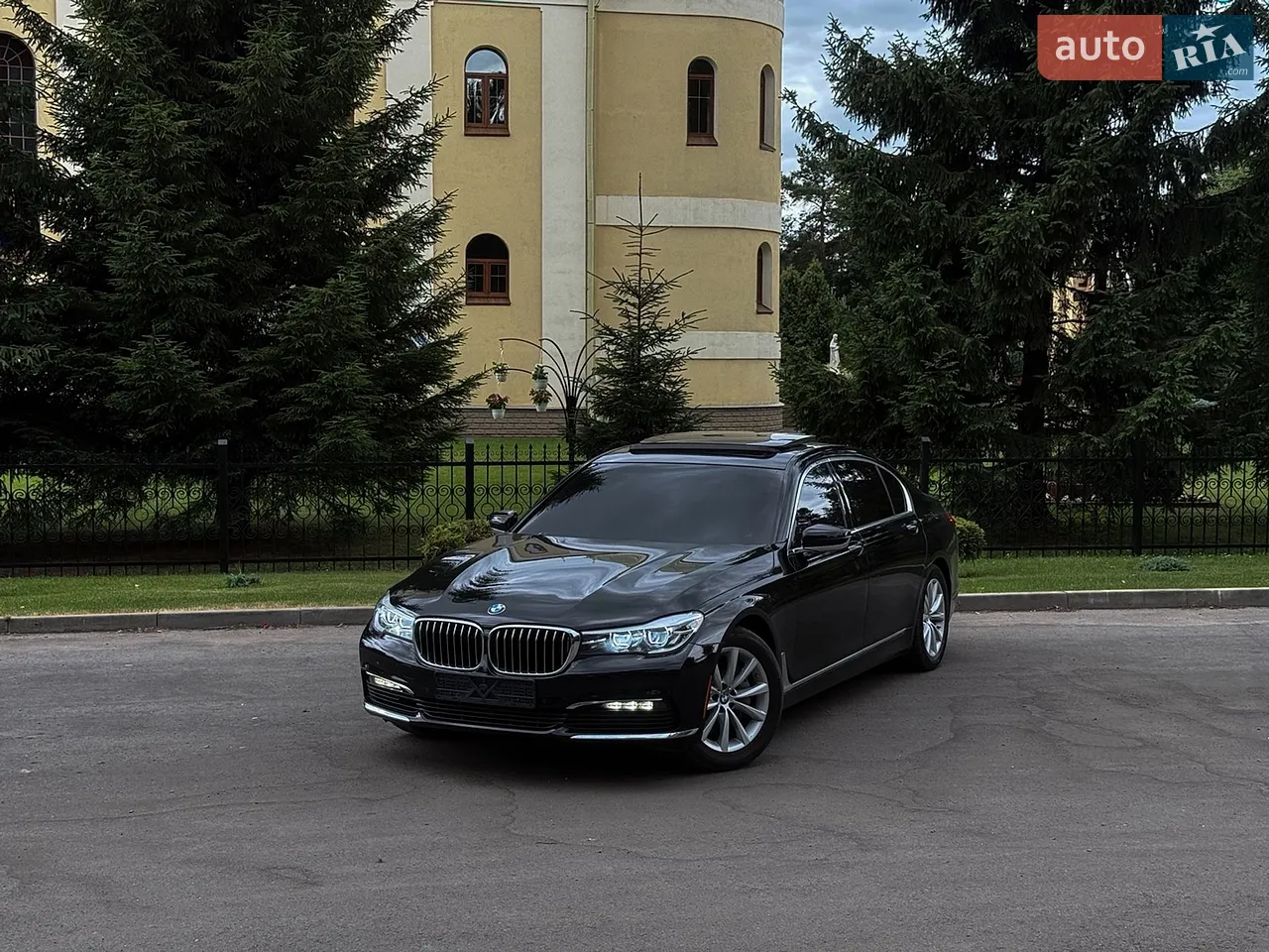 2015 Land Rover Range Rover - мініатюра 26